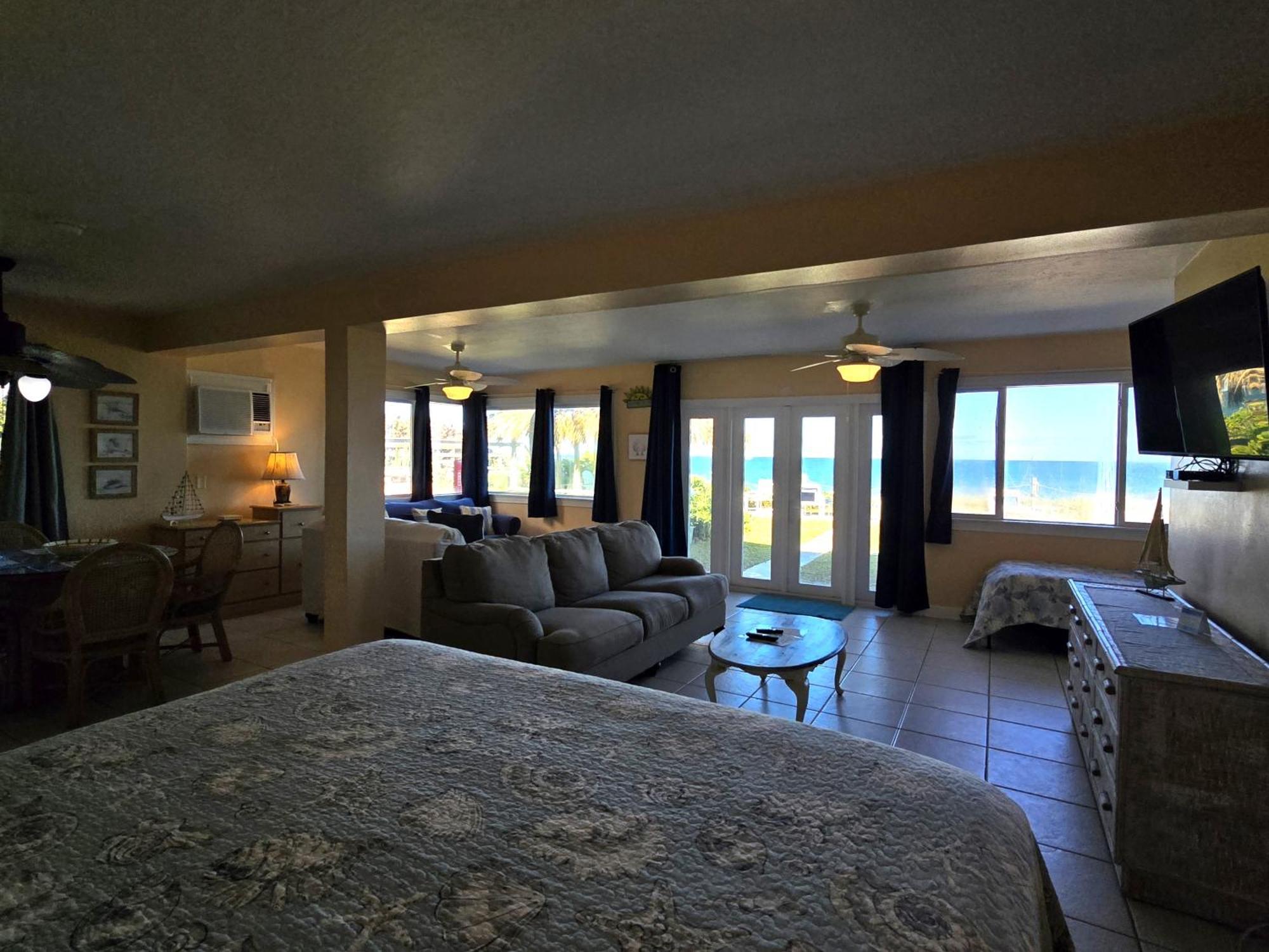Oceanfront Sea Scape Motel Інідалантик Екстер'єр фото